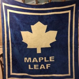 Maple leaf mink blanket made in Korea 200 x 240cm